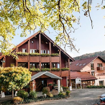 Restaurant & Landhotel Winter Gomadingen エクステリア 写真